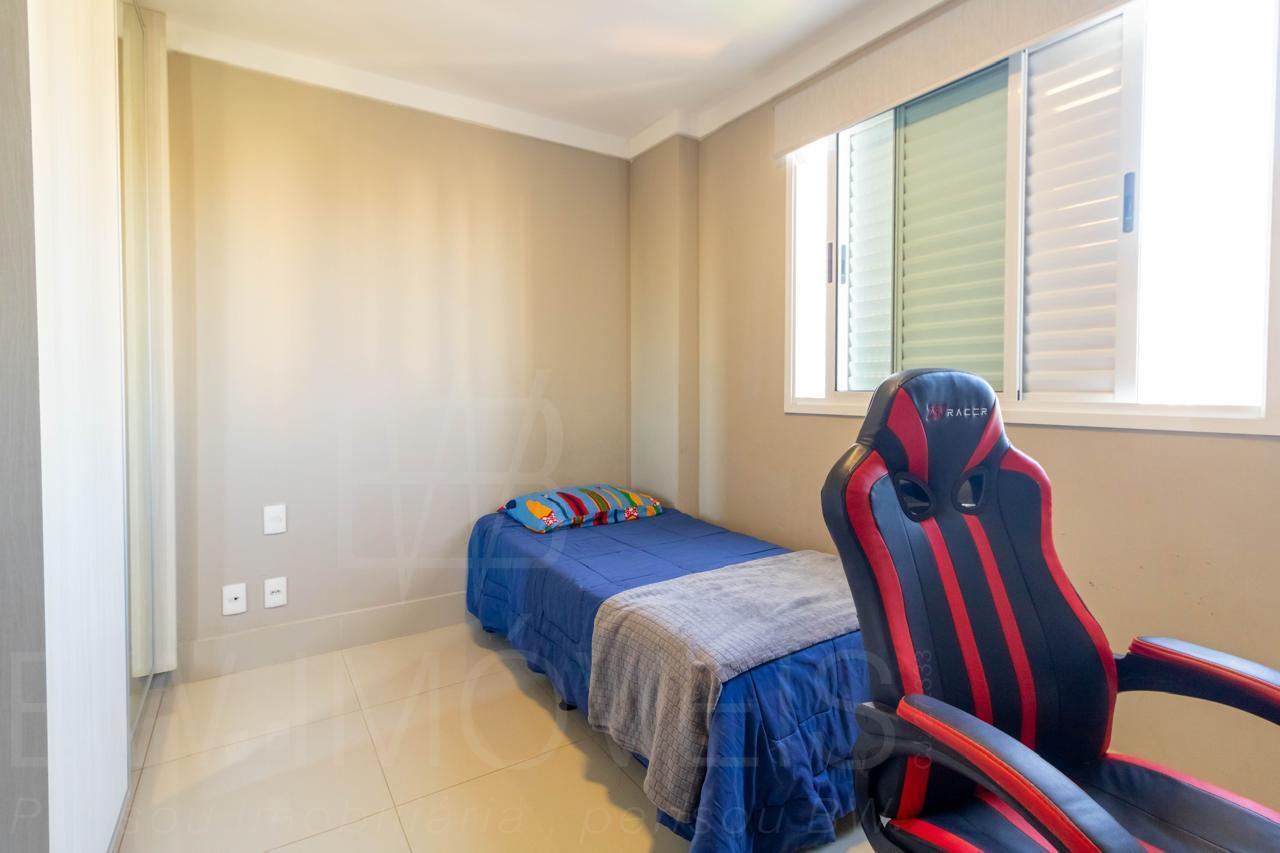 Apartamento à venda com 4 quartos, 140m² - Foto 14