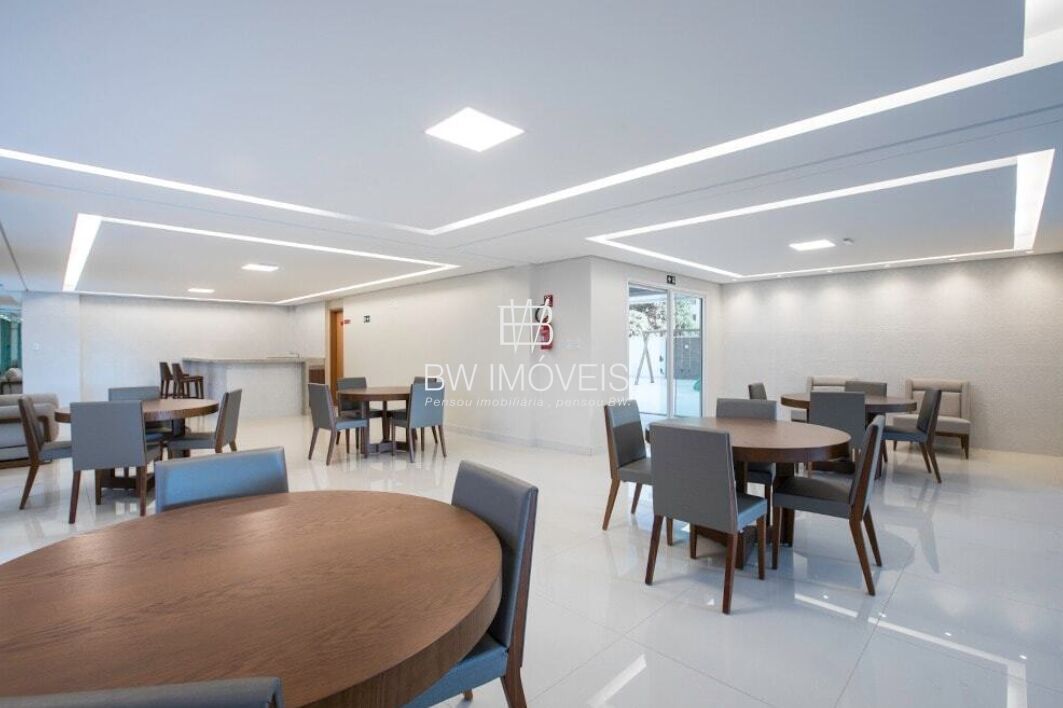 Apartamento à venda com 3 quartos, 157m² - Foto 6