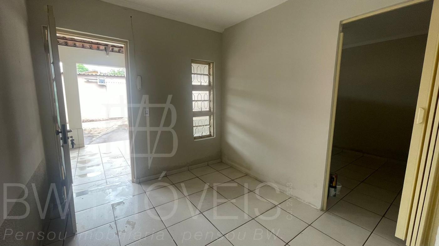 Casa à venda com 3 quartos, 180m² - Foto 3