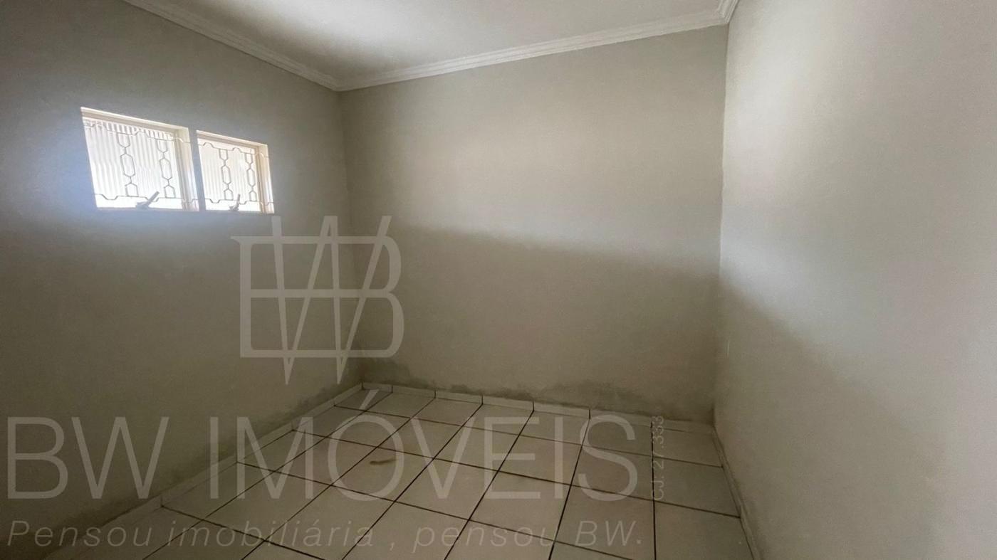 Casa à venda com 3 quartos, 180m² - Foto 4