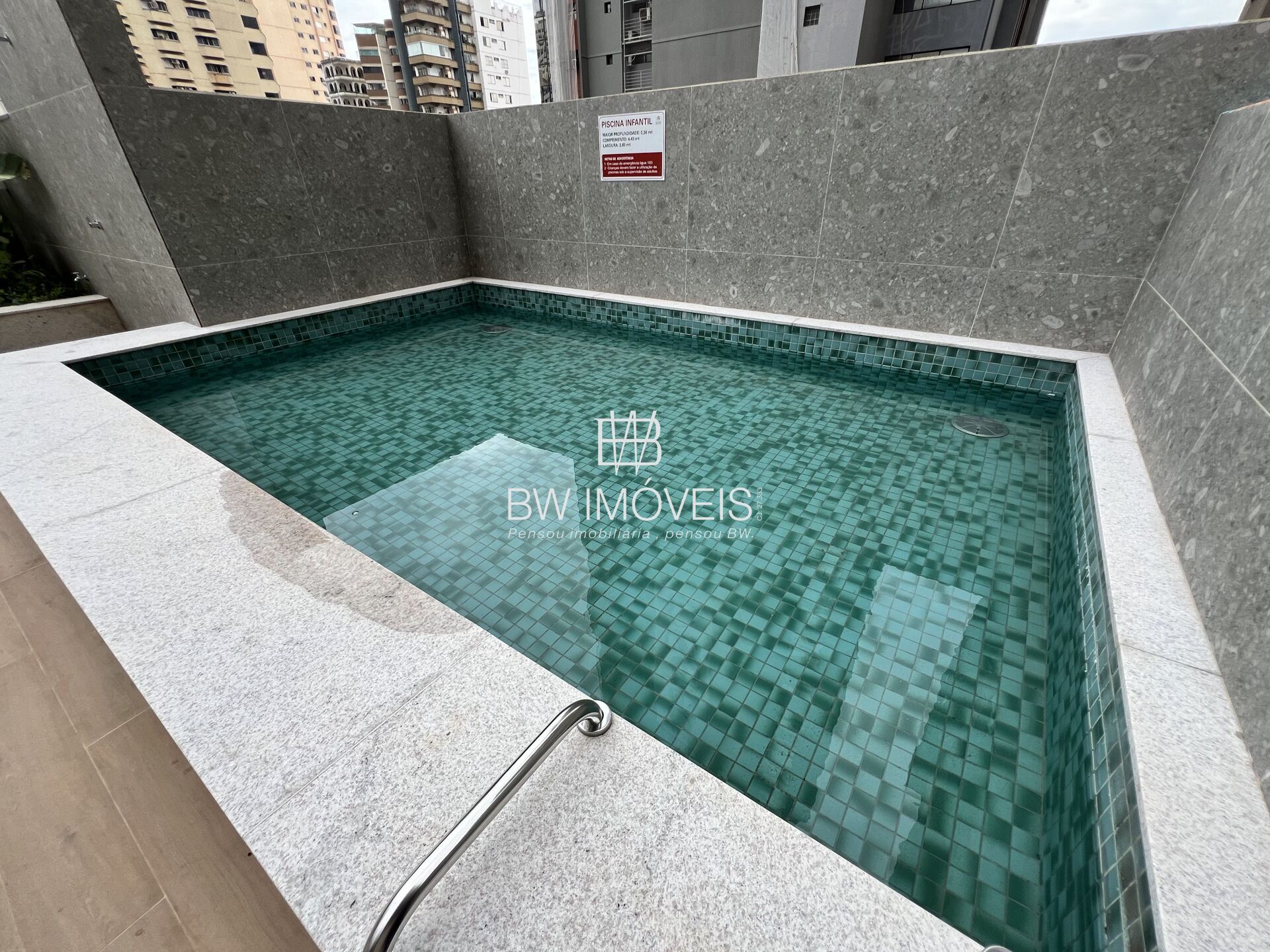 Apartamento à venda com 3 quartos, 106m² - Foto 23