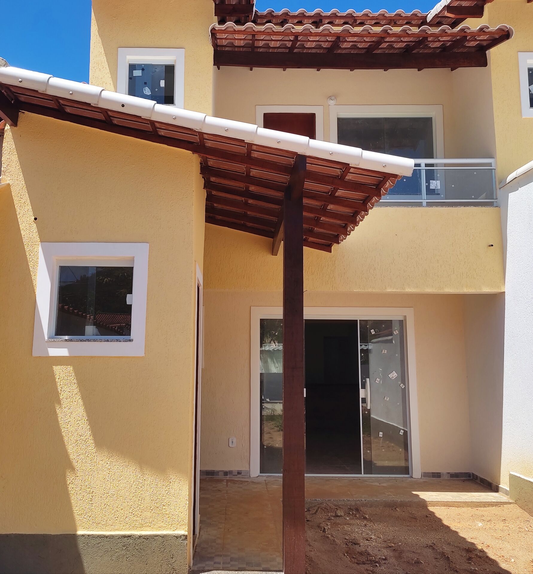 Casa à venda com 2 quartos, 95m² - Foto 2