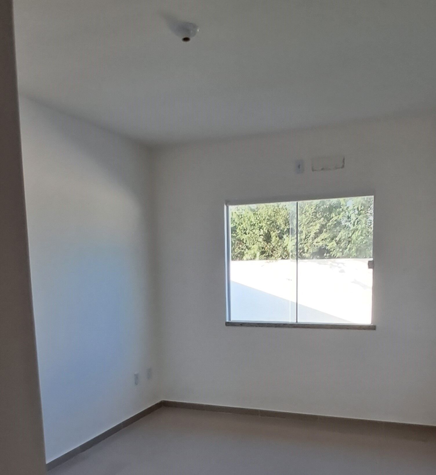 Casa à venda com 2 quartos, 69m² - Foto 12