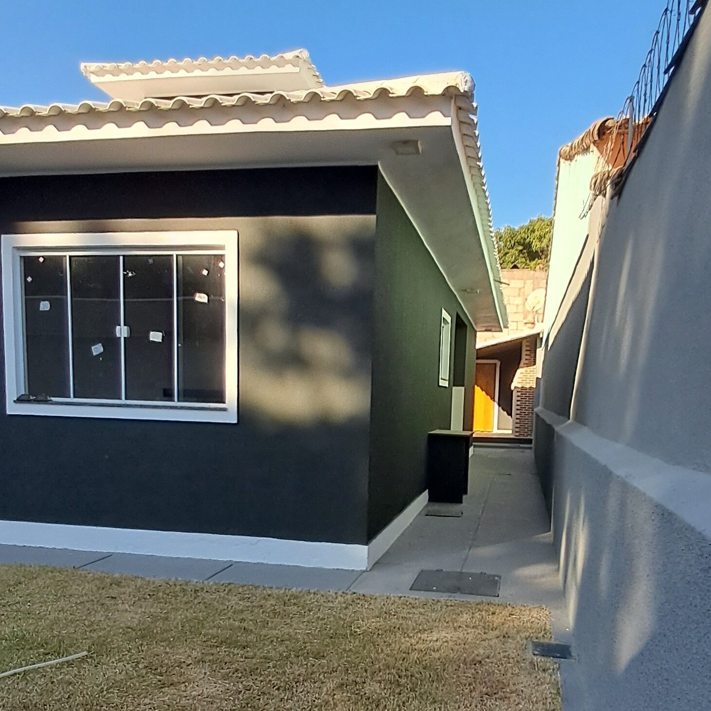 Casa à venda com 3 quartos, 95m² - Foto 2