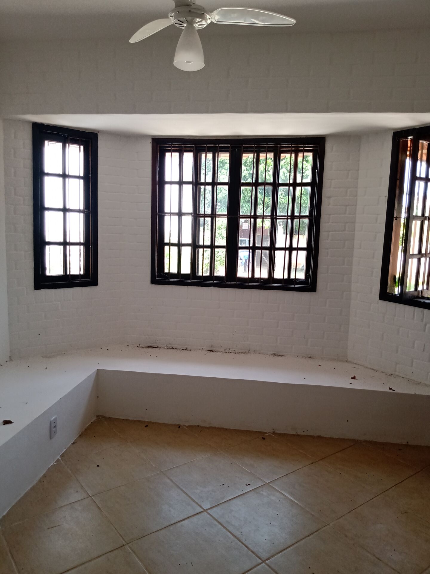 Casa à venda com 3 quartos, 100m² - Foto 15