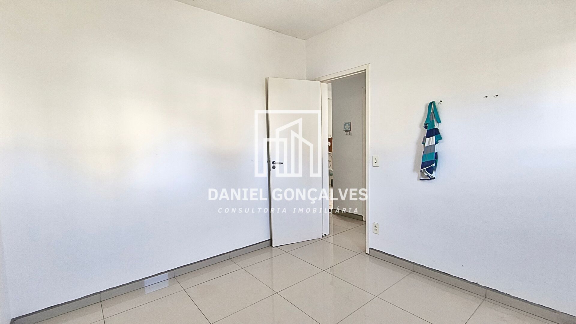 Apartamento à venda com 2 quartos, 56m² - Foto 10