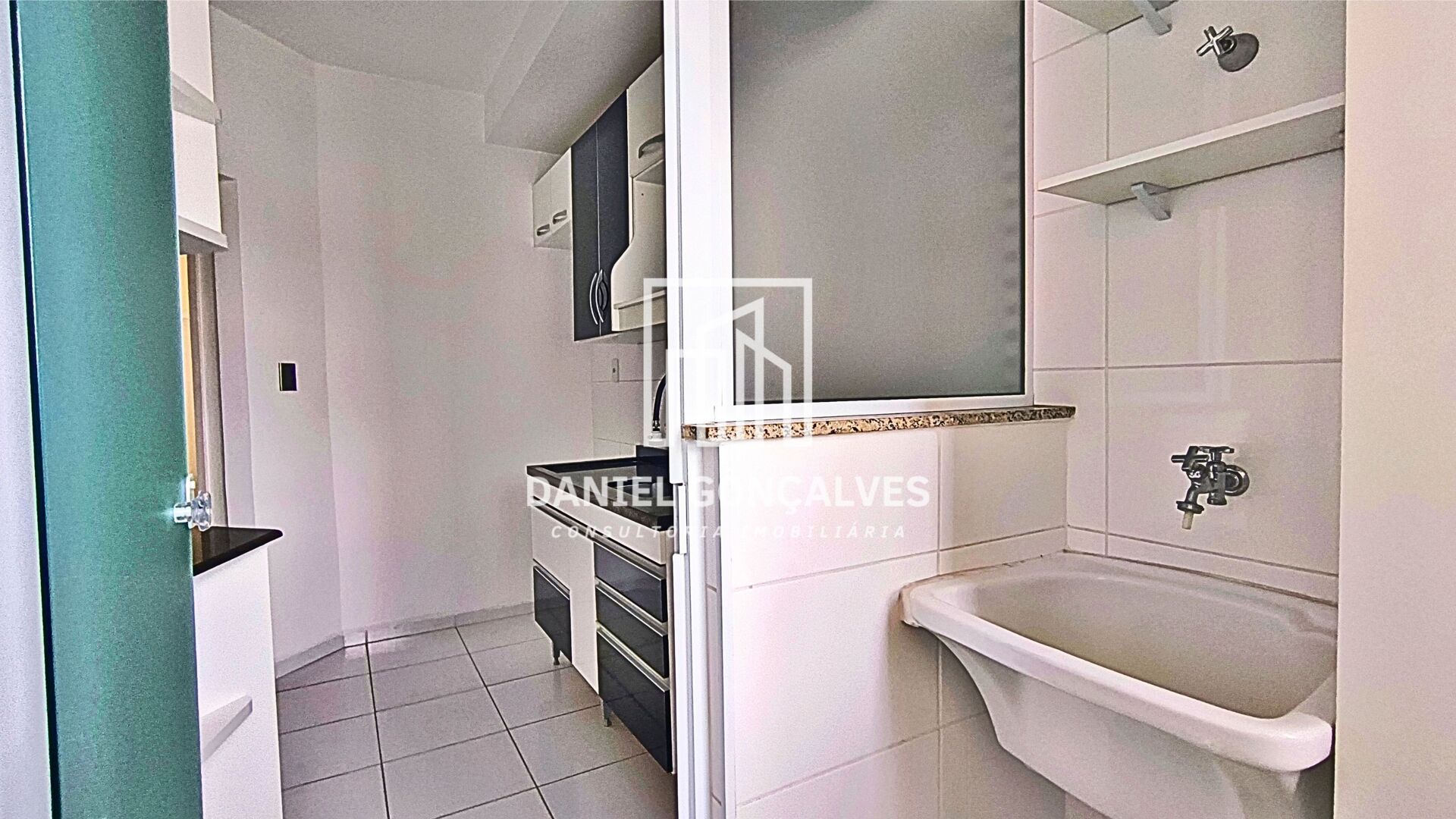 Apartamento à venda com 2 quartos, 67m² - Foto 14
