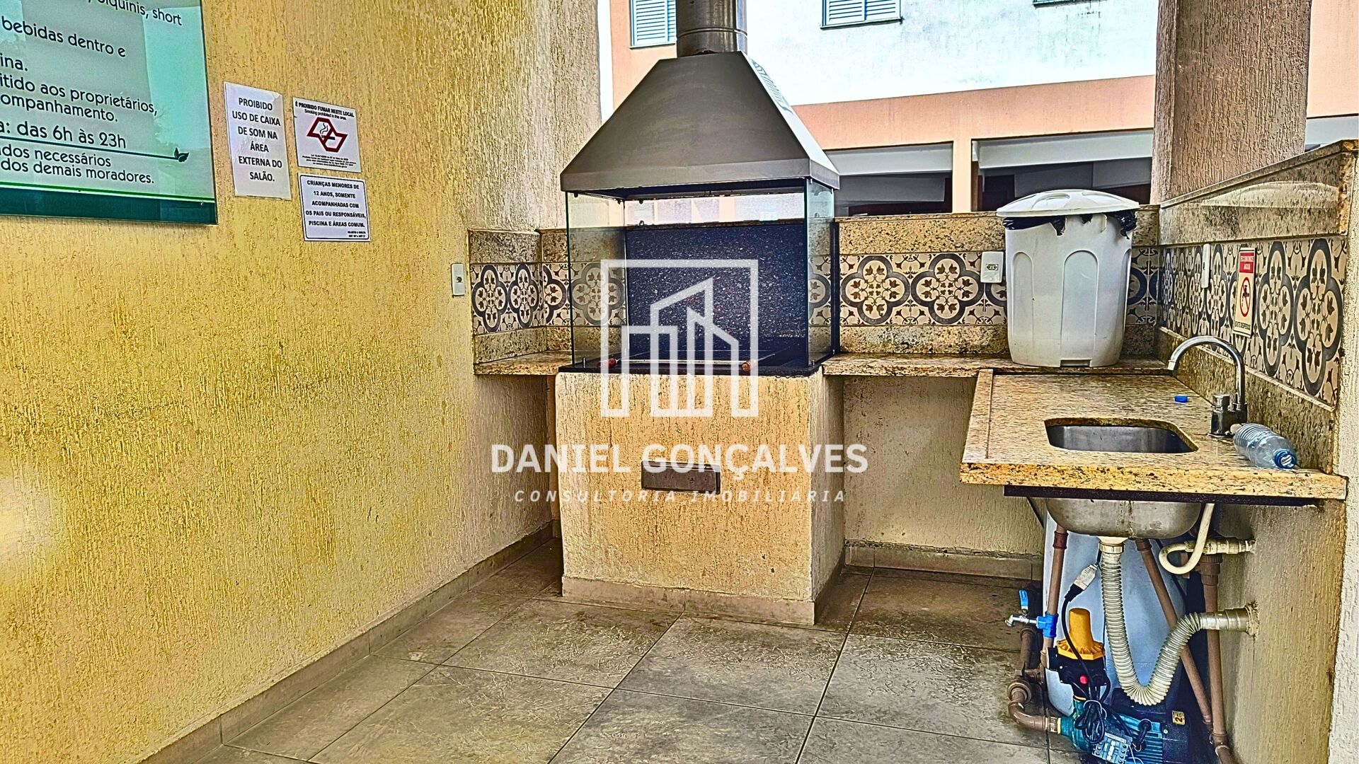 Apartamento à venda com 2 quartos, 67m² - Foto 26