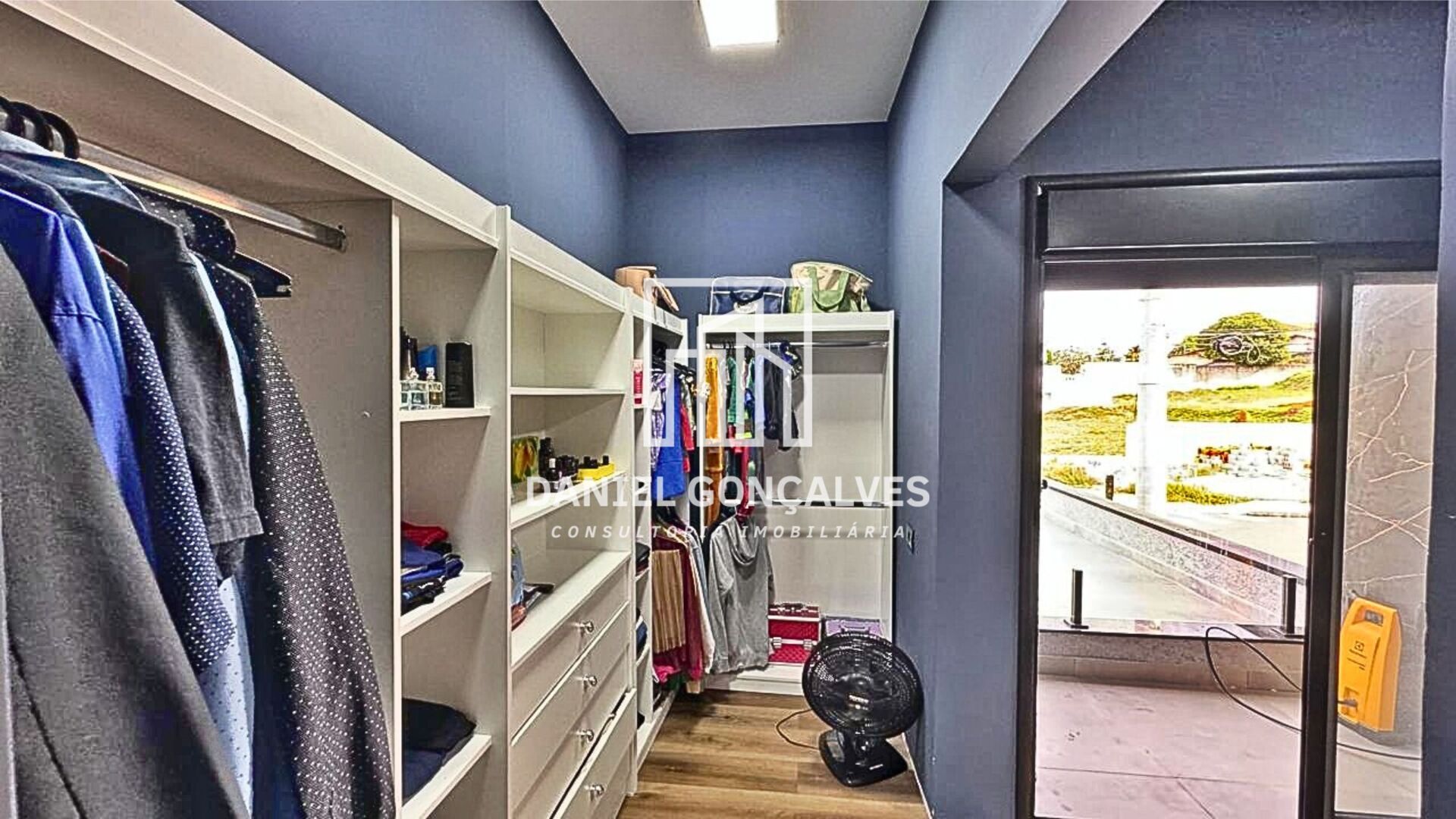 Casa à venda com 3 quartos, 166m² - Foto 4