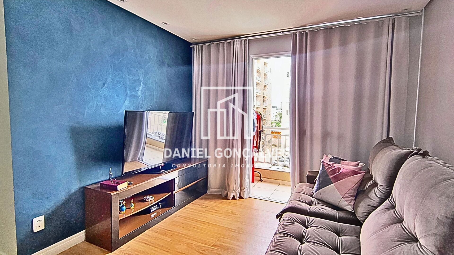 Apartamento à venda com 3 quartos, 84m² - Foto 2