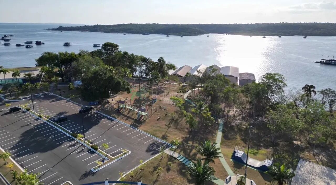 Casa de Condomínio à venda com 4 quartos, 230m² - Foto 43
