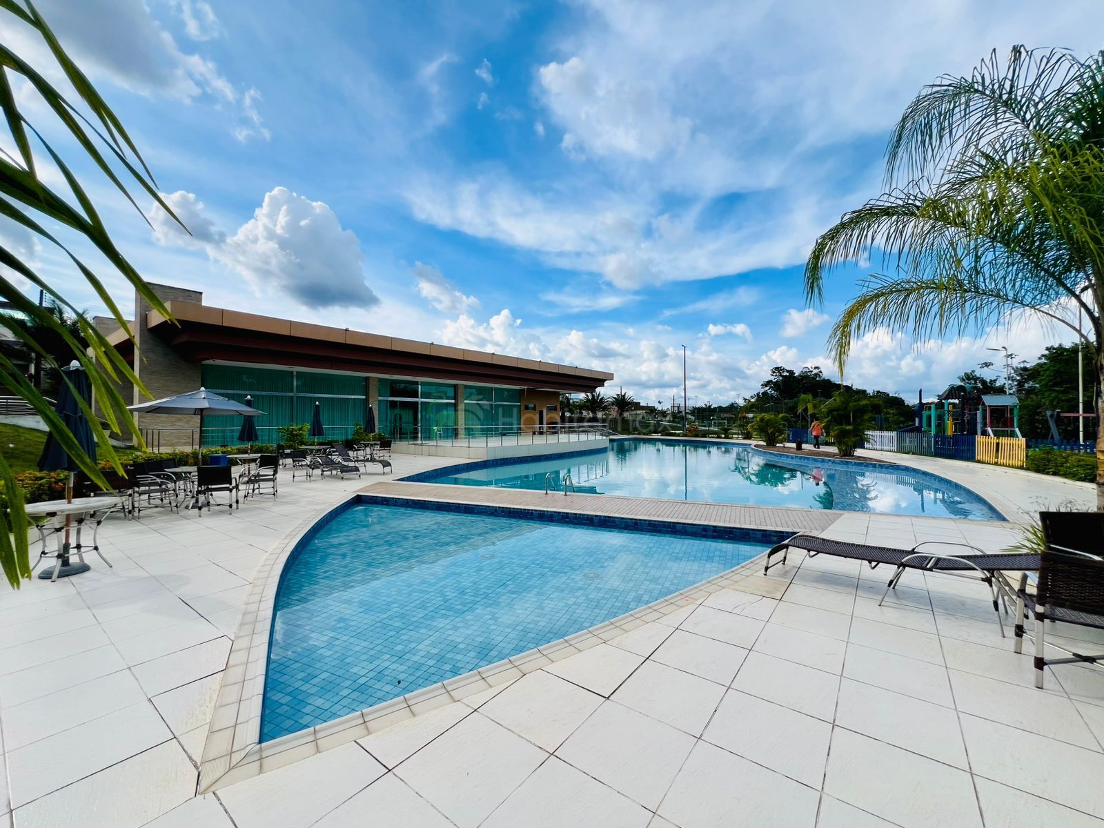 Casa de Condomínio à venda com 3 quartos, 151m² - Foto 31