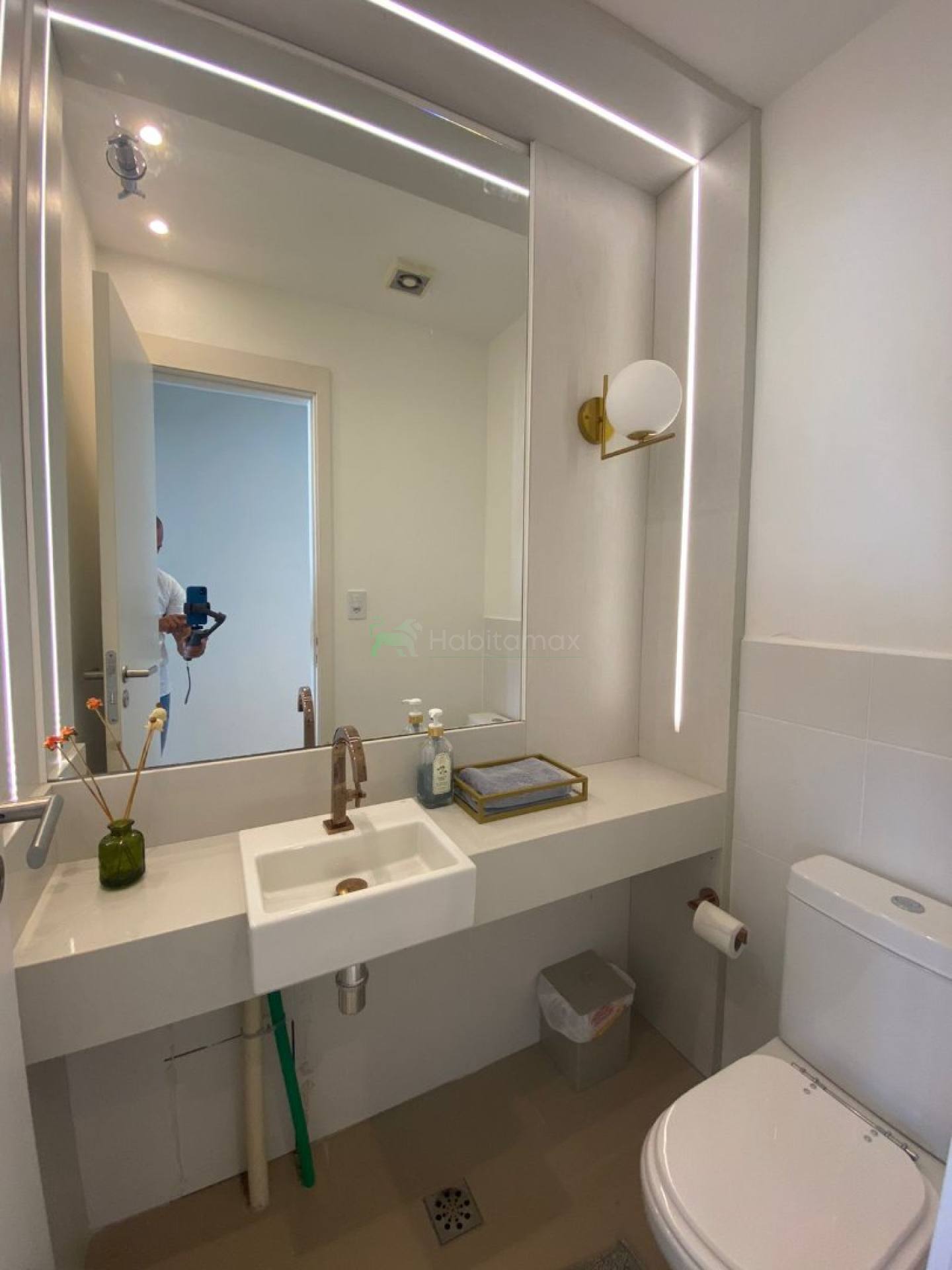Apartamento para alugar com 3 quartos, 169m² - Foto 13