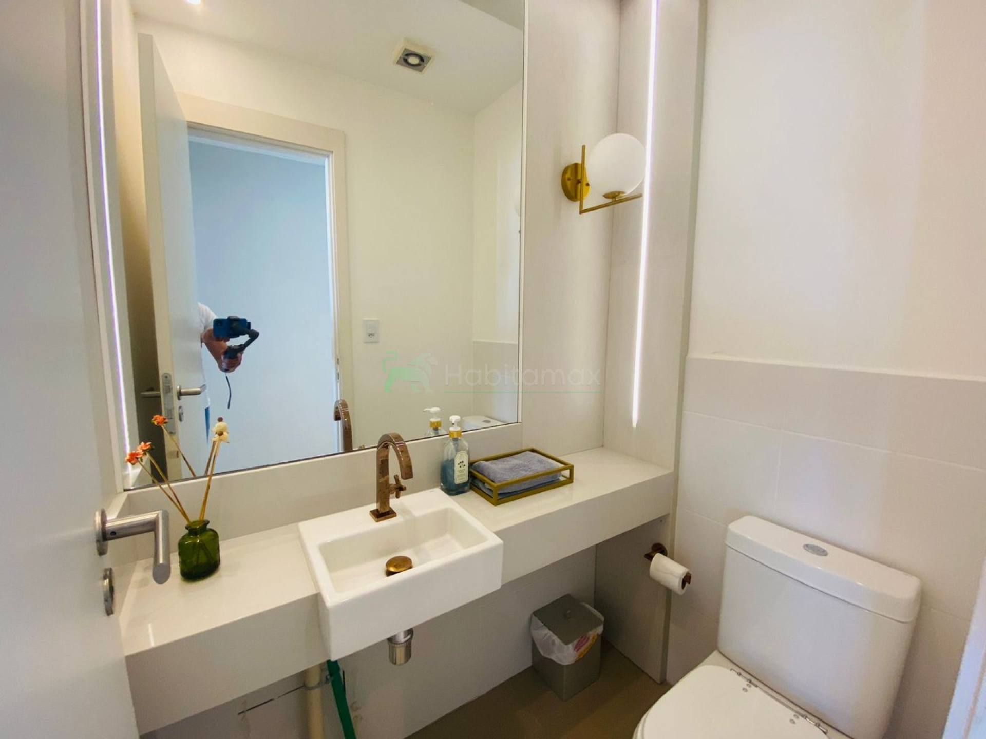 Apartamento para alugar com 3 quartos, 169m² - Foto 12