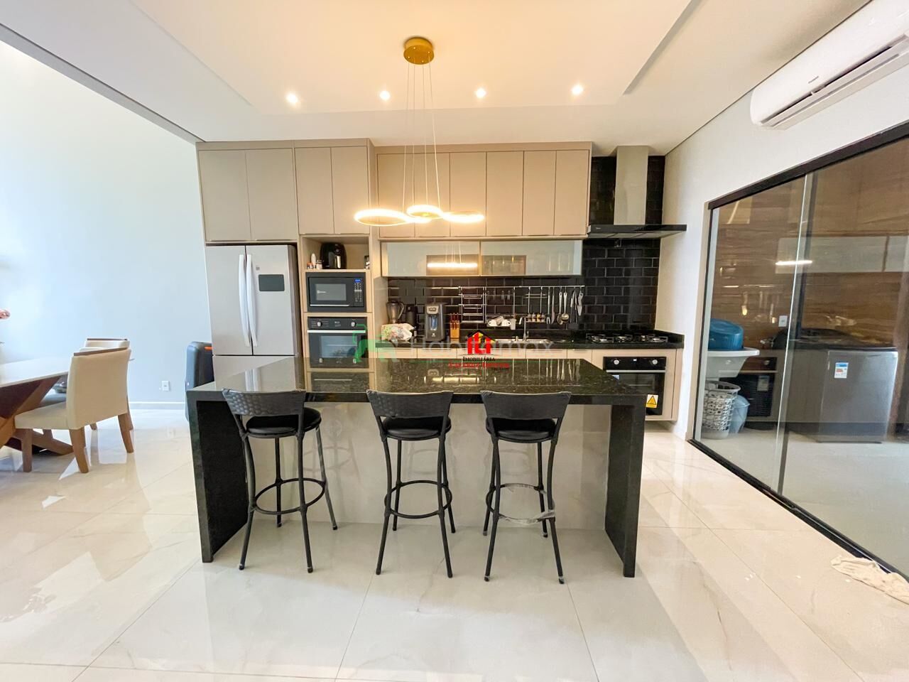 Casa, 3 quartos, 180 m² - Foto 10