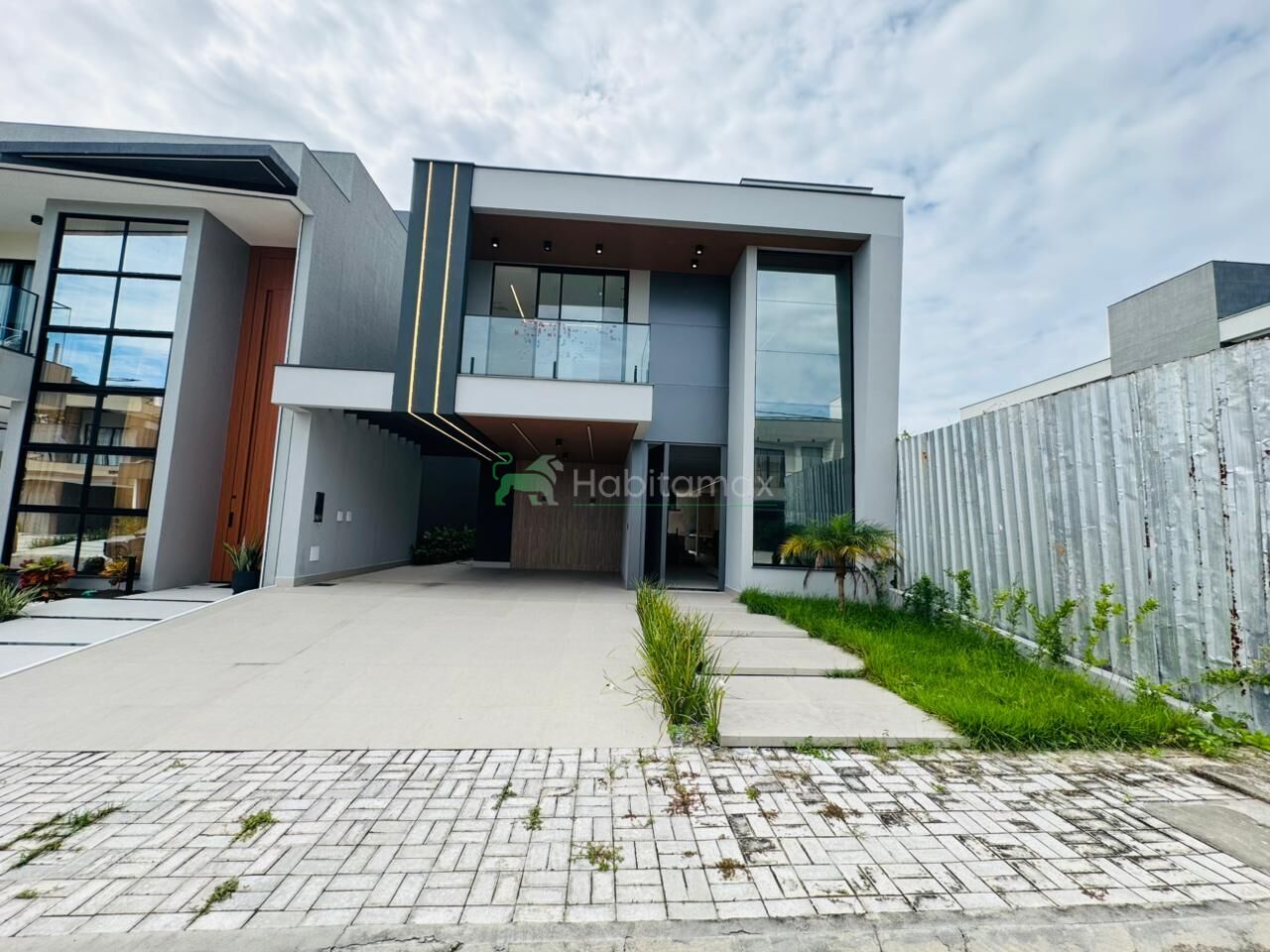 Casa, 3 quartos, 292 m² - Foto 2