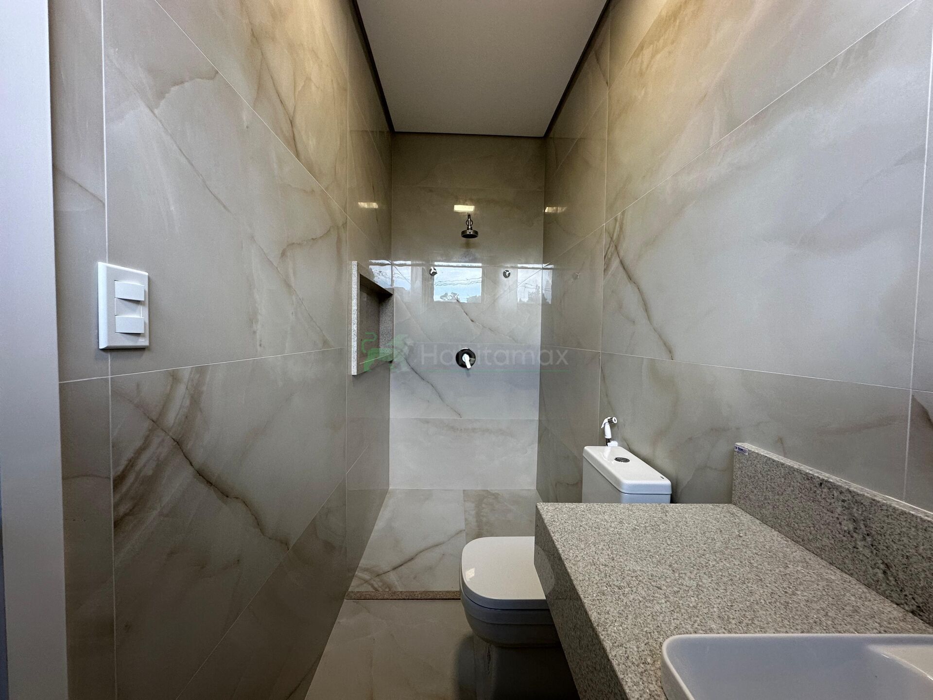 Casa à venda com 3 quartos, 240m² - Foto 4