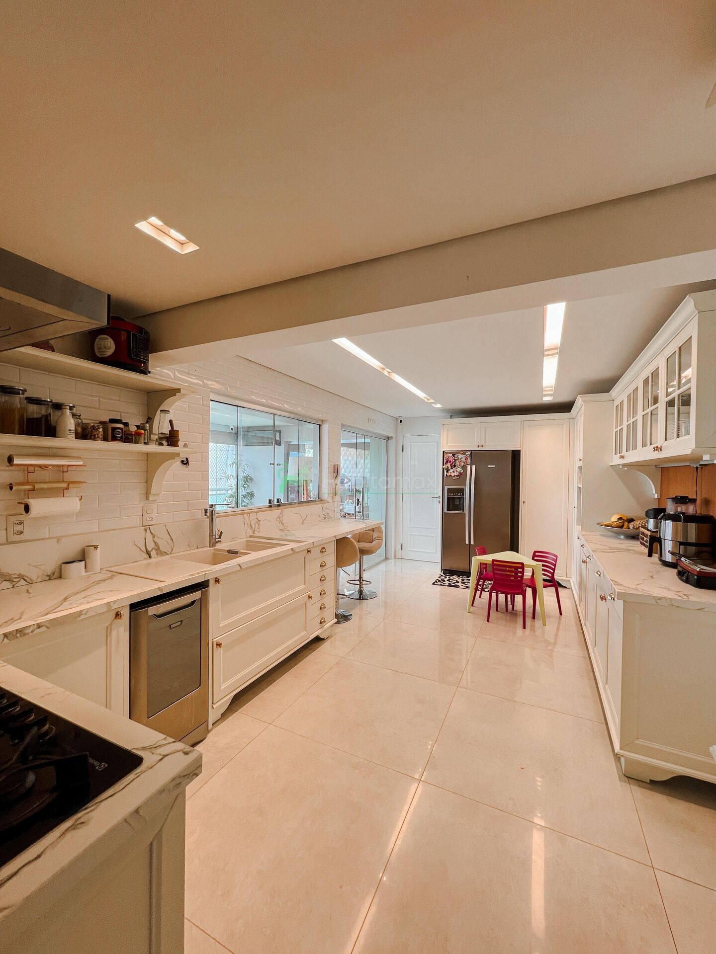 Cobertura, 4 quartos, 352 m² - Foto 13