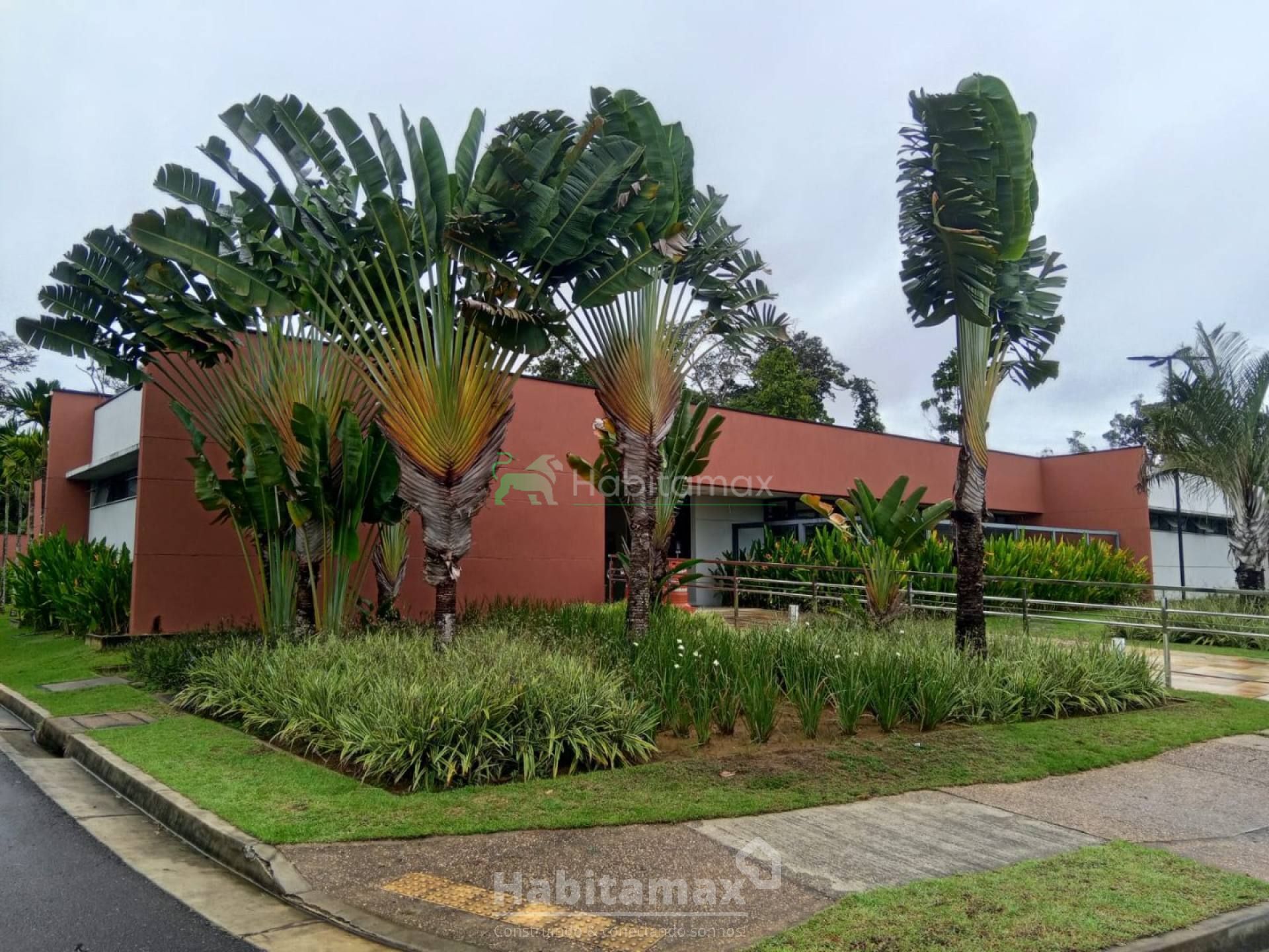 Casa à venda com 4 quartos, 311m² - Foto 33