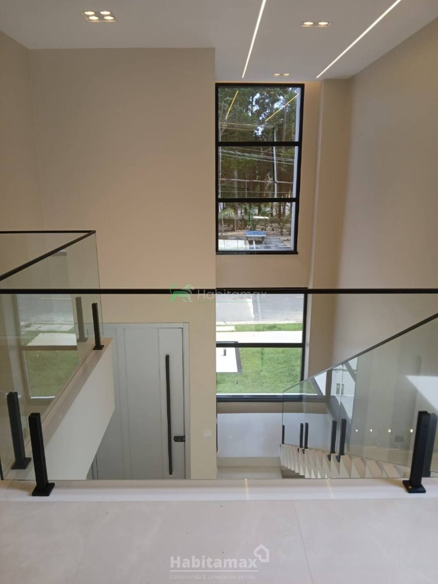 Casa à venda com 4 quartos, 311m² - Foto 12