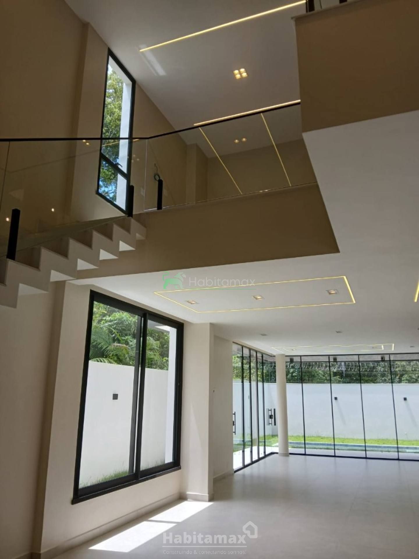 Casa à venda com 4 quartos, 311m² - Foto 9