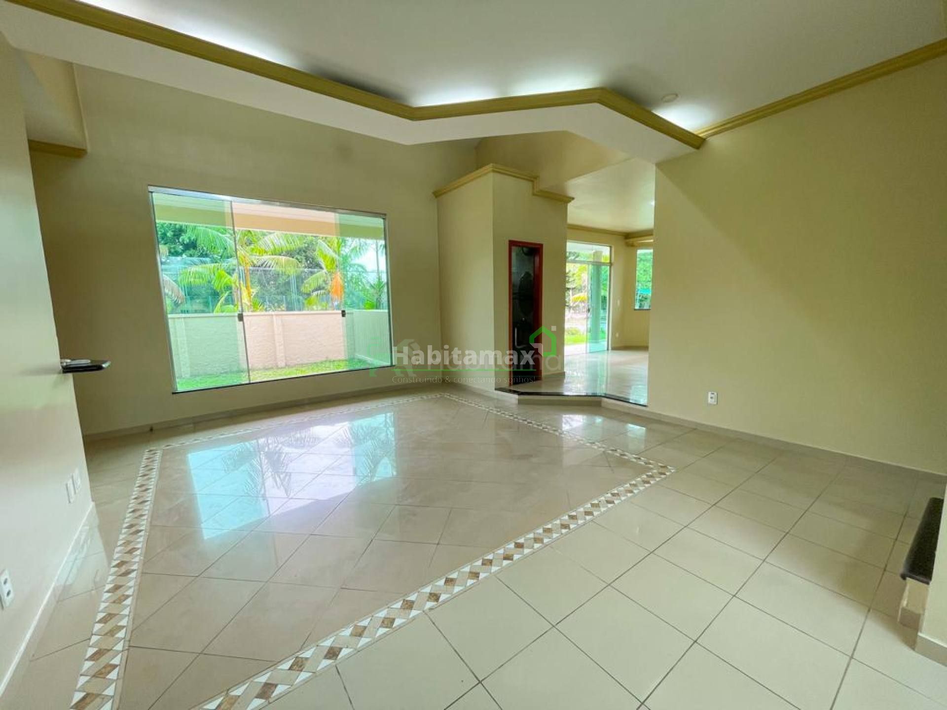 Casa de Condomínio à venda com 5 quartos, 420m² - Foto 2