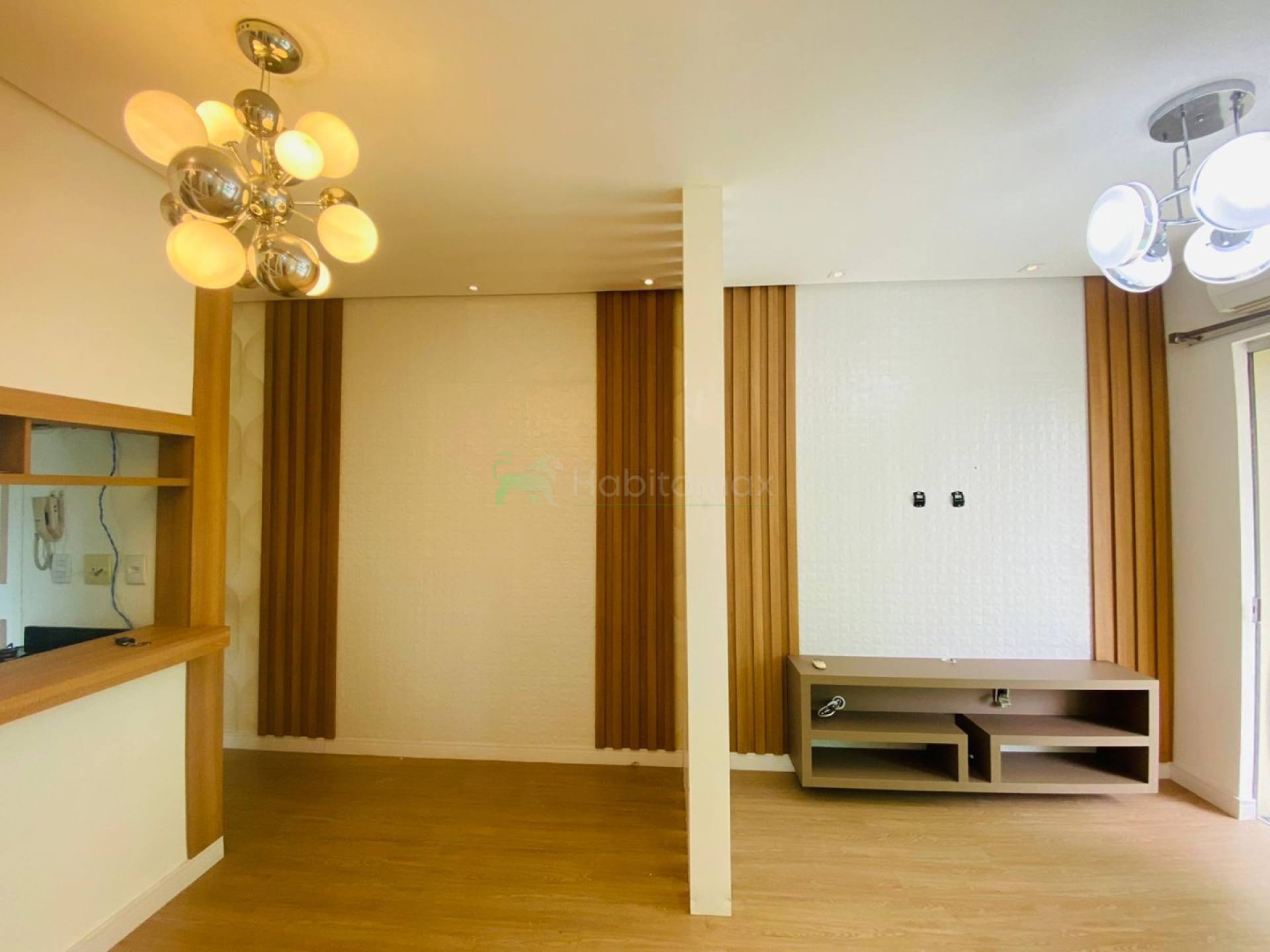 Apartamento à venda com 3 quartos, 74m² - Foto 2