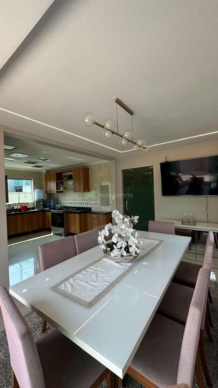 Casa, 3 quartos, 280 m² - Foto 10