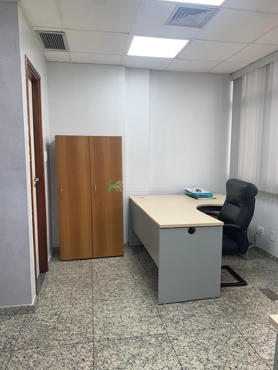 Conjunto Comercial-Sala para alugar com 1 quarto, 32m² - Foto 3
