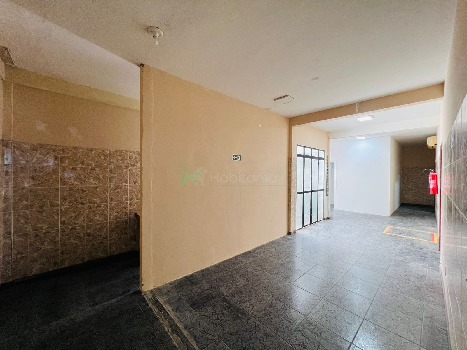 Loja-Salão para alugar com 6 quartos, 250m² - Foto 22