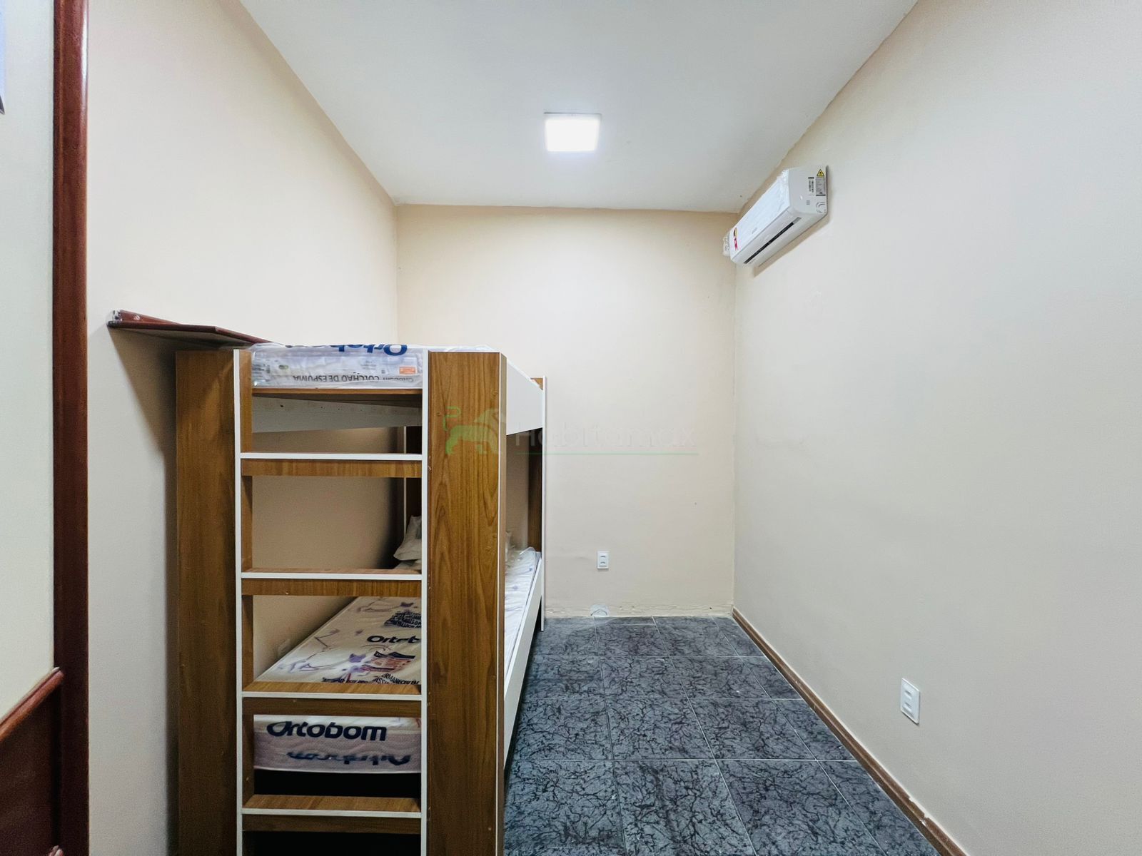Loja-Salão para alugar com 6 quartos, 250m² - Foto 18