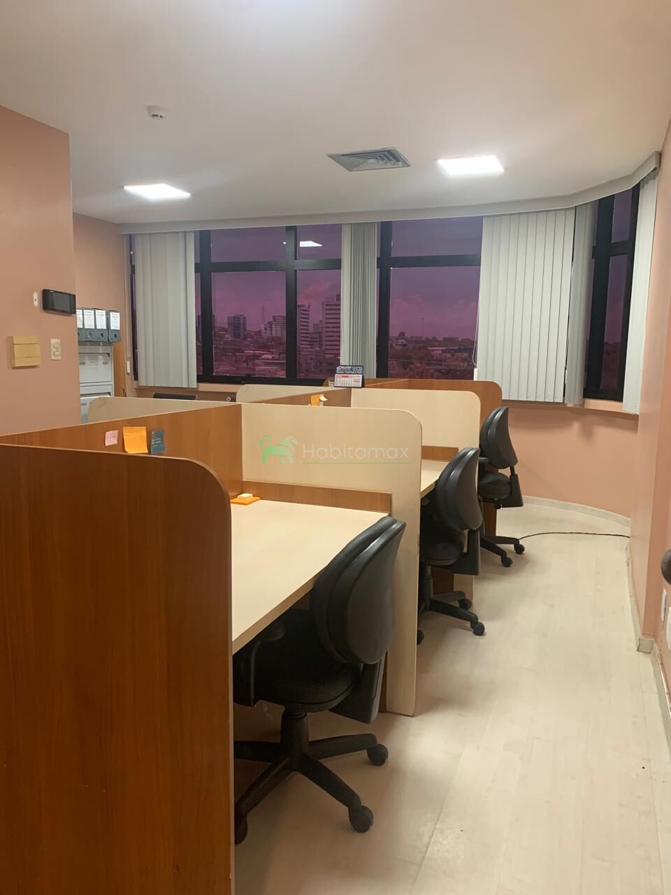 Conjunto Comercial-Sala à venda com 1 quarto, 32m² - Foto 2