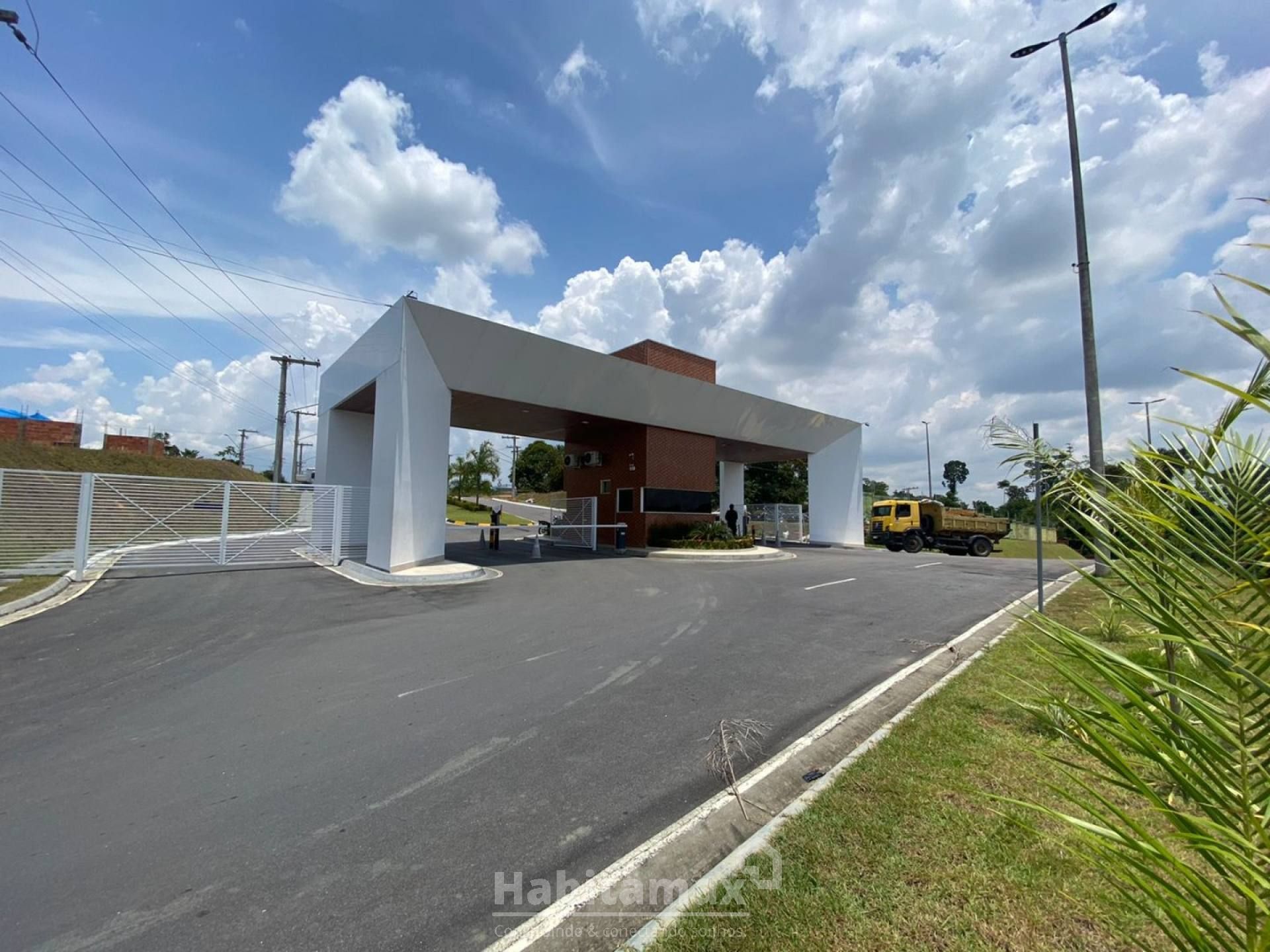 Casa de Condomínio à venda com 3 quartos, 251m² - Foto 29