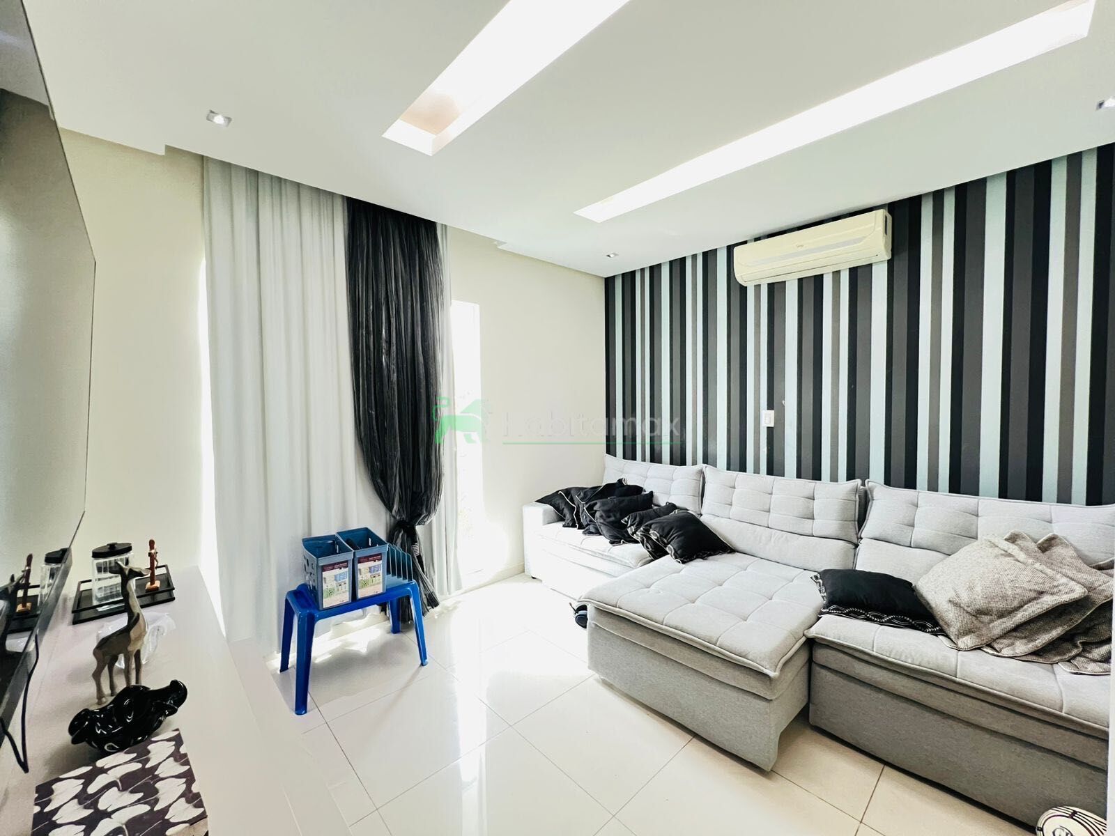 Casa, 3 quartos, 258 m² - Foto 8