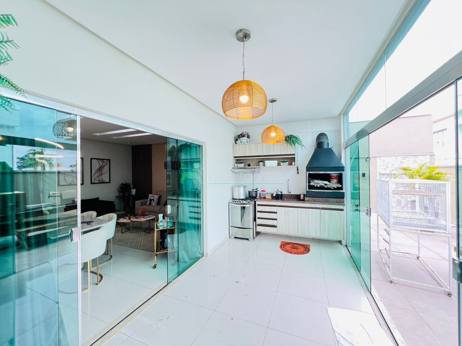 Casa, 3 quartos, 258 m² - Foto 1