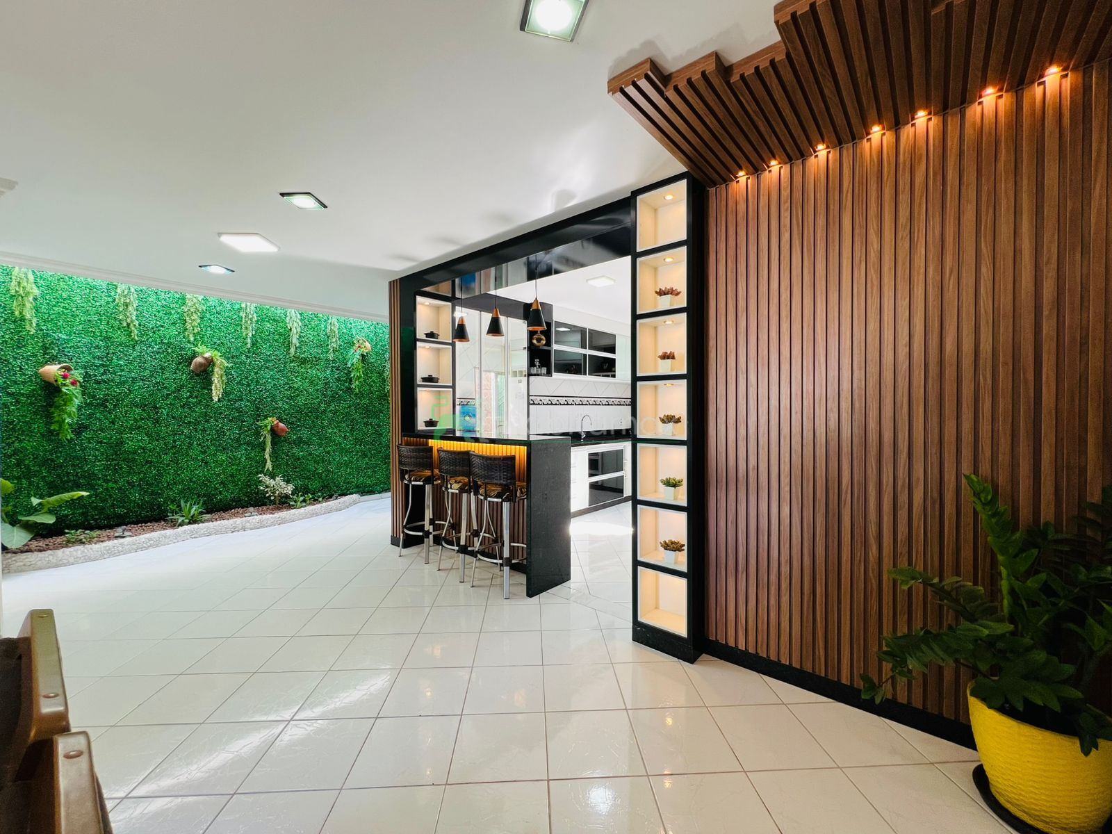 Casa à venda com 5 quartos, 230m² - Foto 30