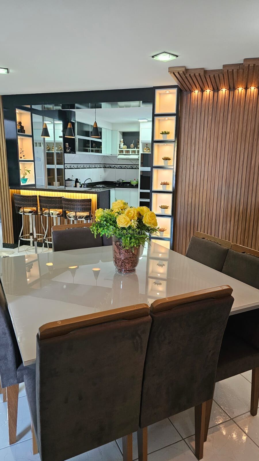 Casa à venda com 5 quartos, 230m² - Foto 9