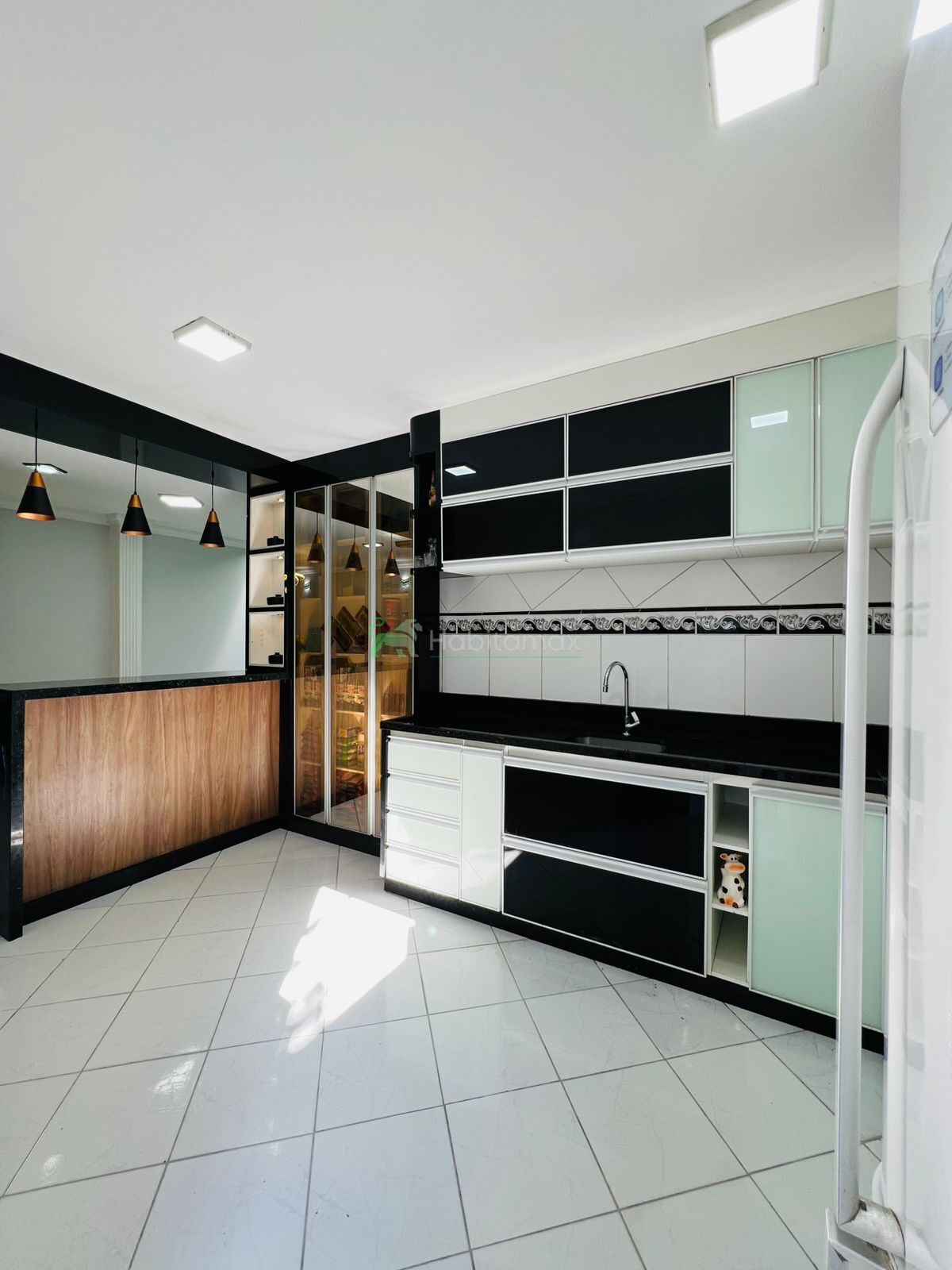 Casa à venda com 5 quartos, 230m² - Foto 35