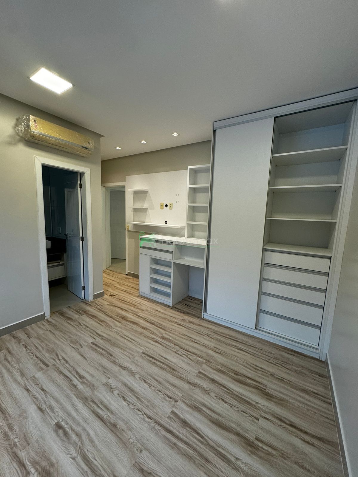 Casa, 4 quartos, 275 m² - Foto 9