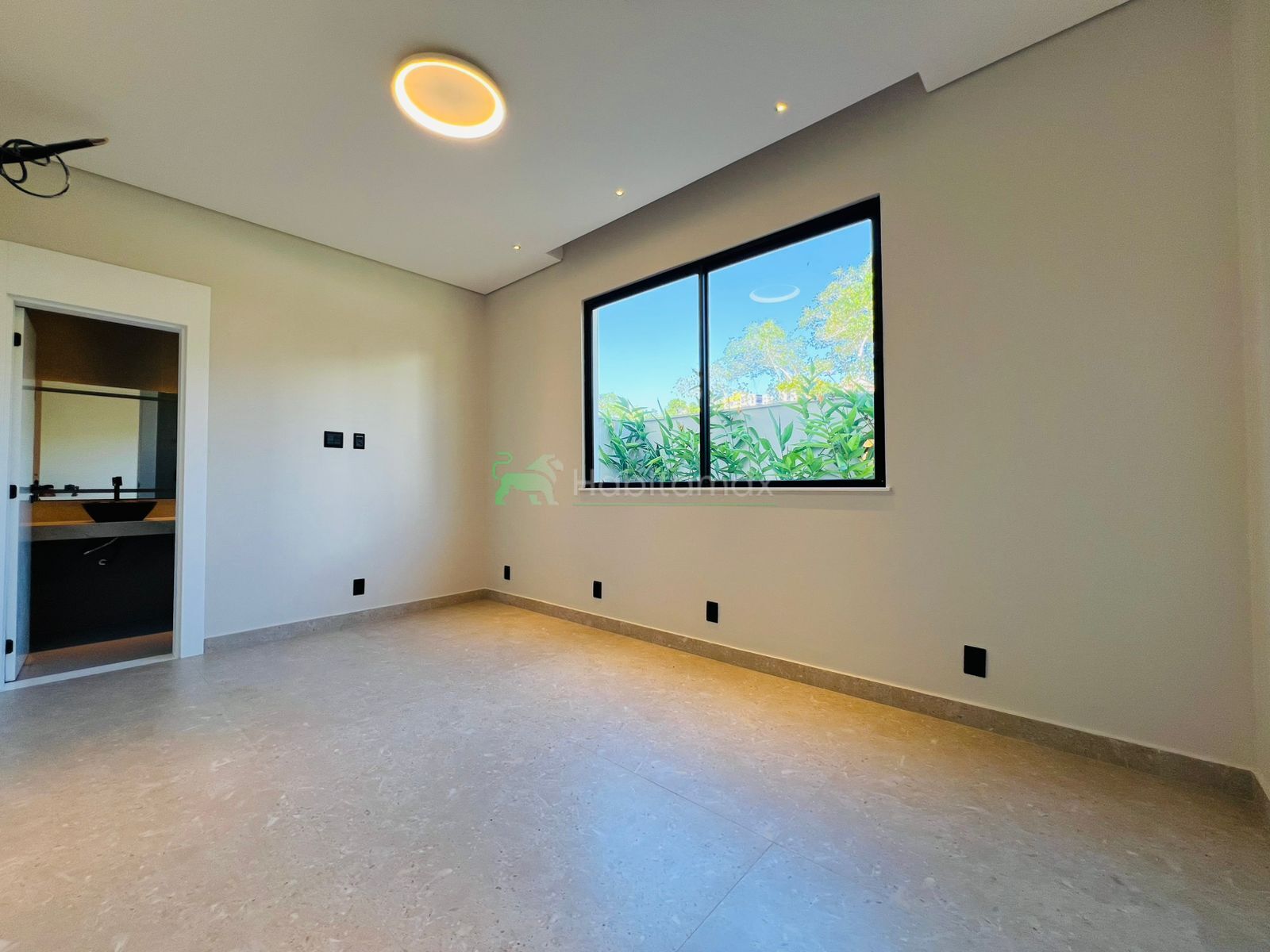 Casa à venda com 4 quartos, 300m² - Foto 5