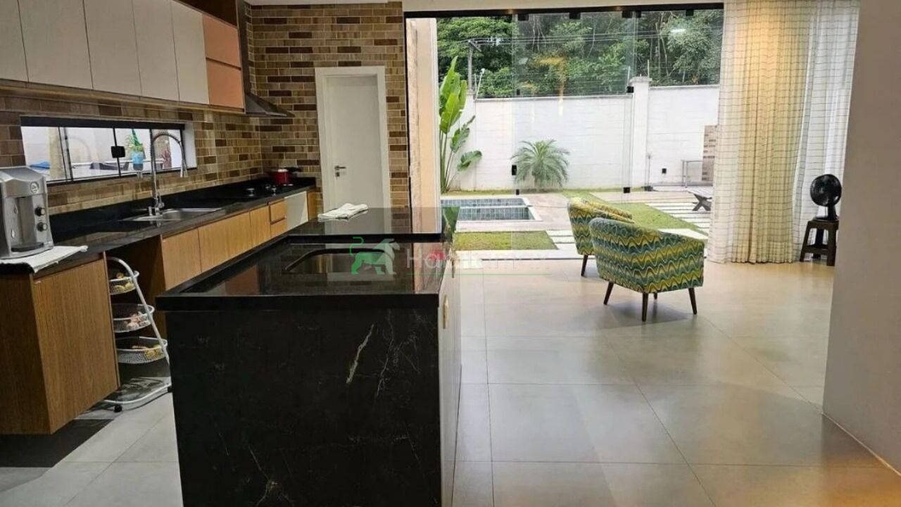 Casa, 4 quartos, 236 m² - Foto 8