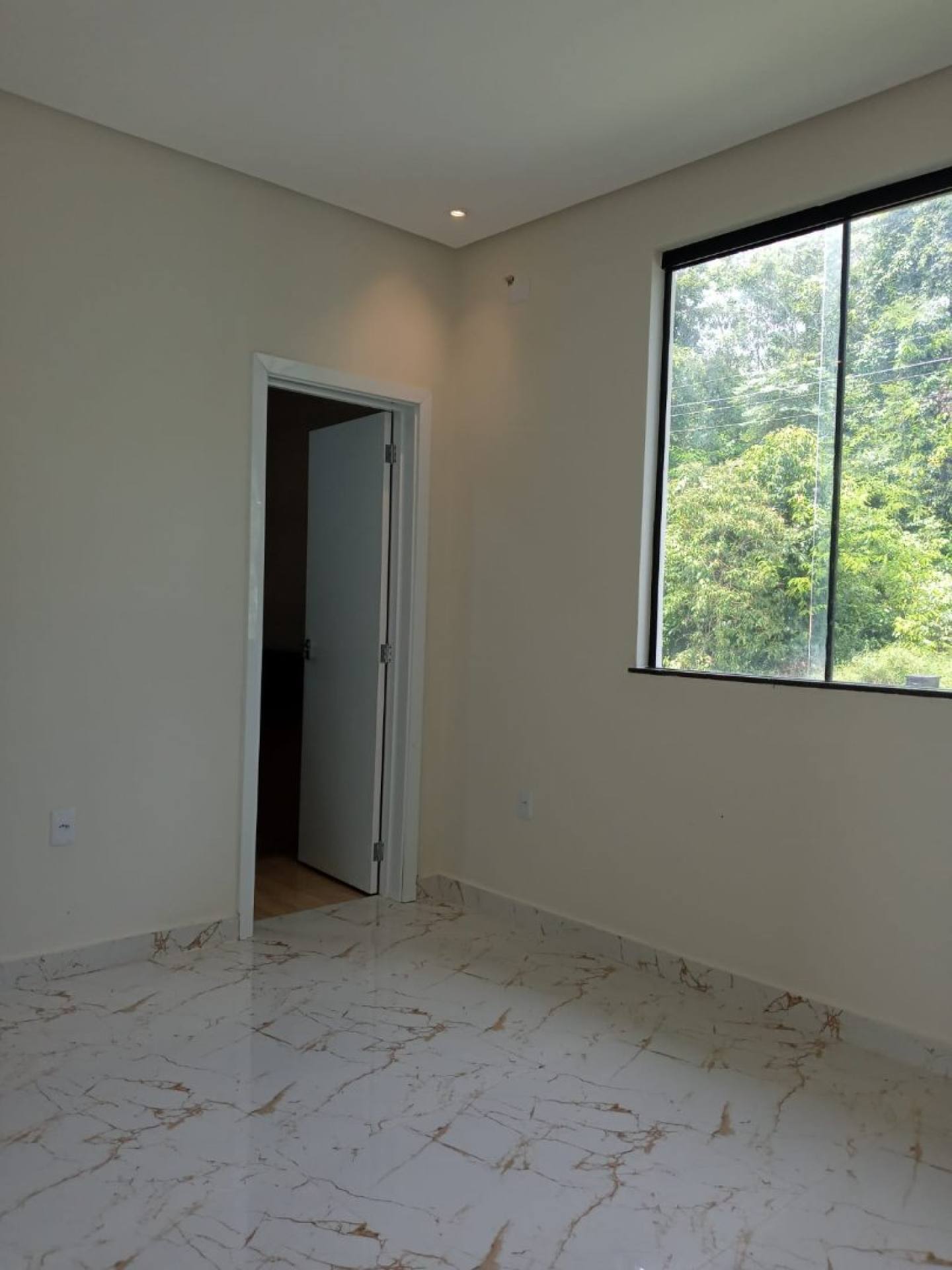 Casa à venda com 4 quartos, 270m² - Foto 20