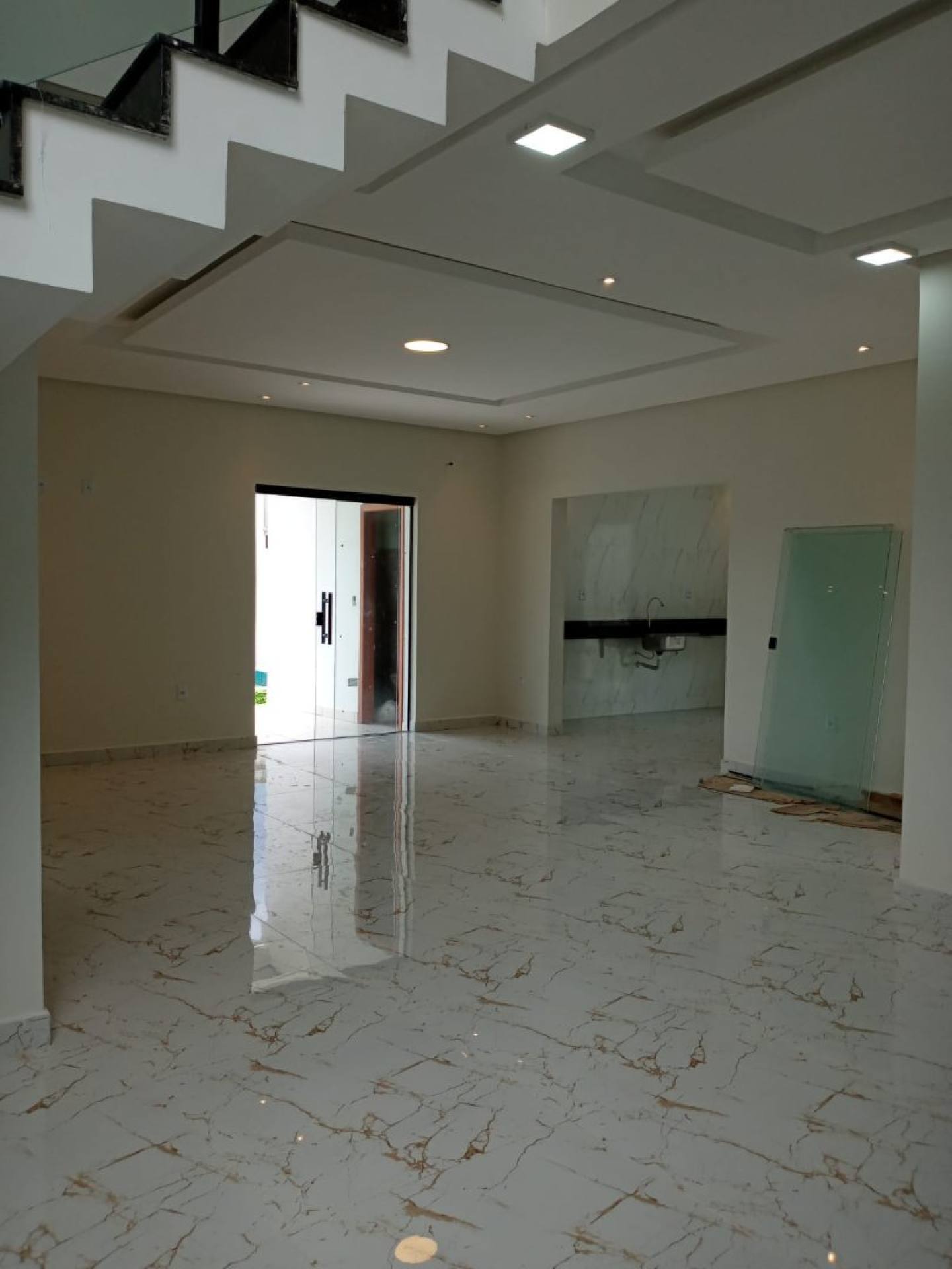 Casa à venda com 4 quartos, 270m² - Foto 10