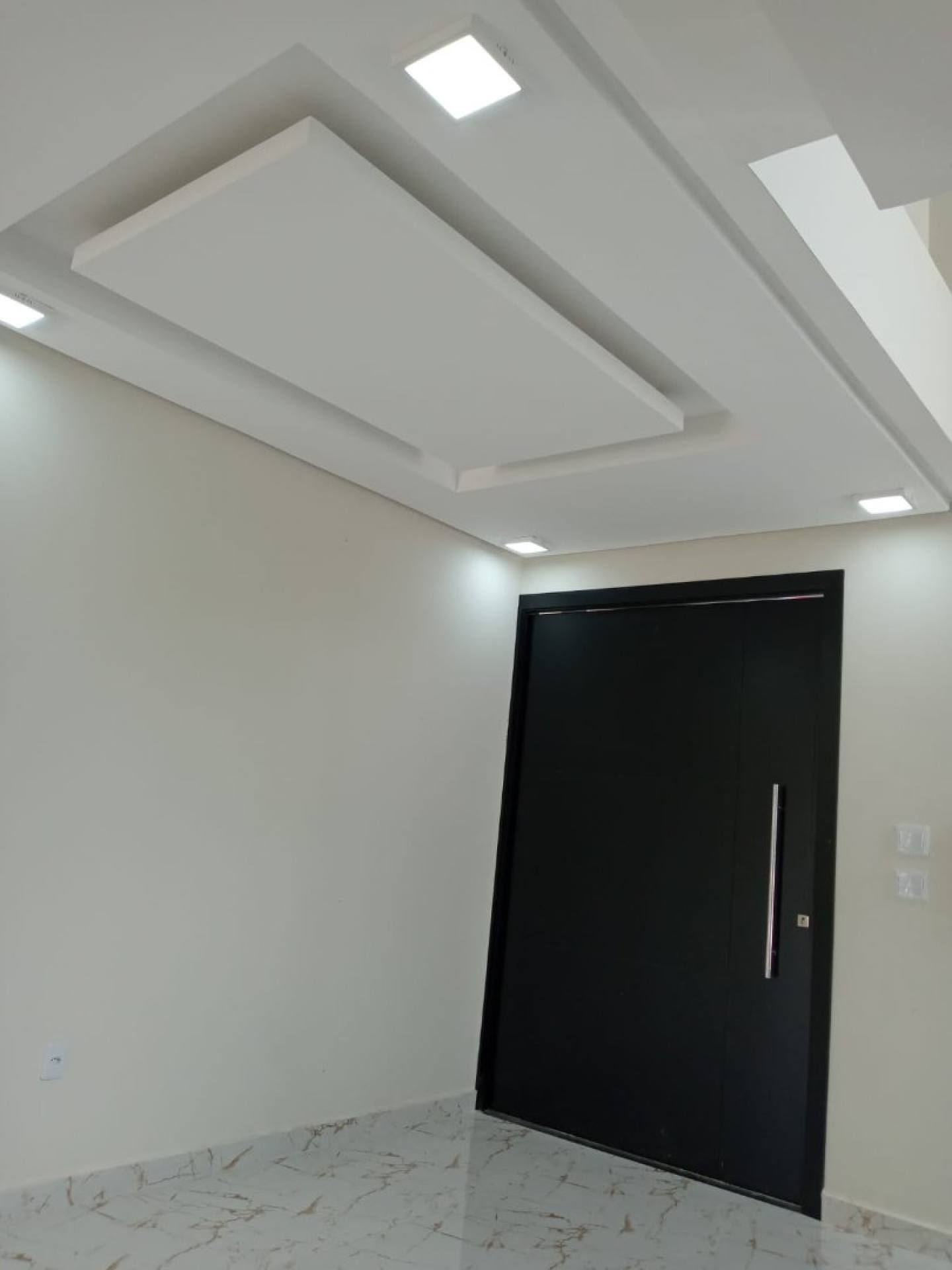Casa à venda com 4 quartos, 270m² - Foto 4