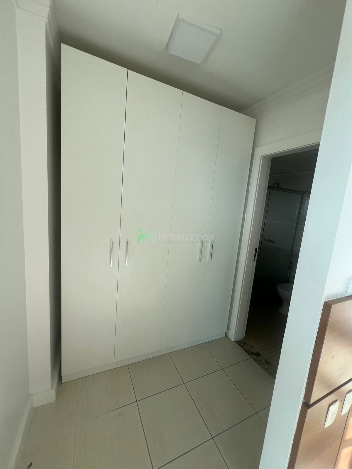 Apartamento para alugar com 3 quartos, 175m² - Foto 16