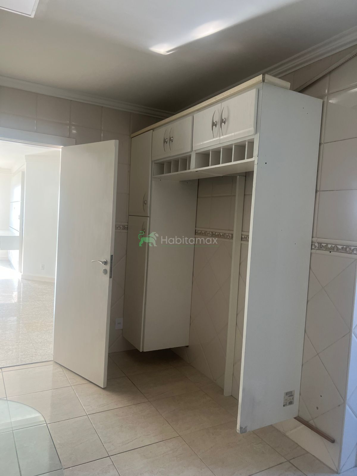 Apartamento para alugar com 3 quartos, 175m² - Foto 30
