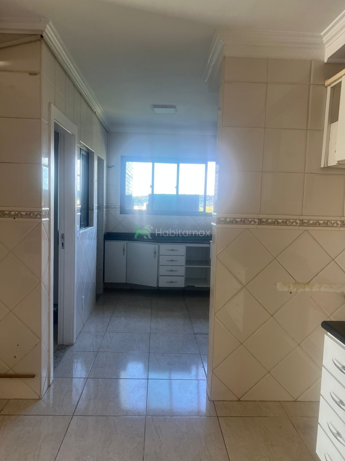 Apartamento para alugar com 3 quartos, 175m² - Foto 32