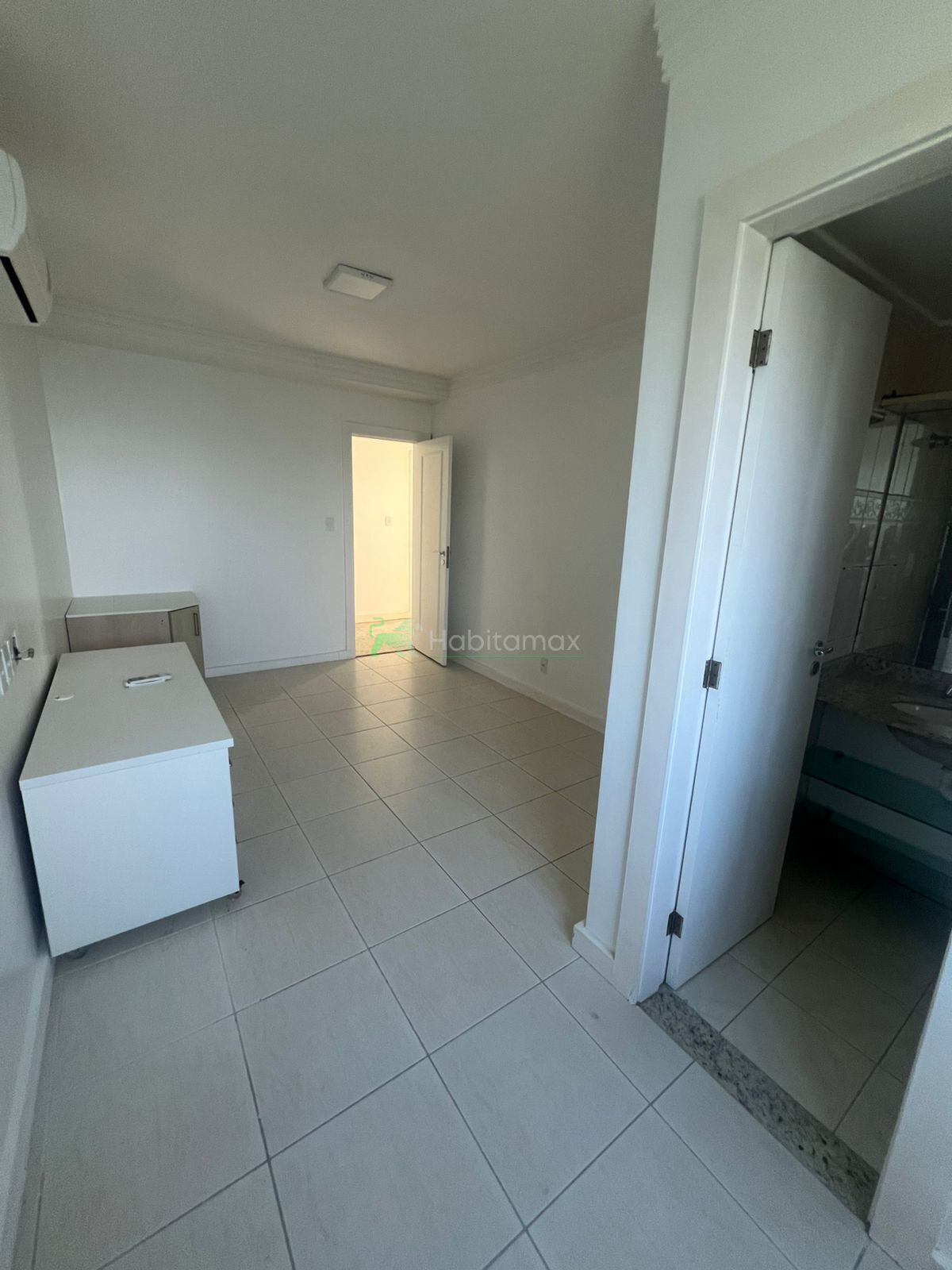 Apartamento para alugar com 3 quartos, 175m² - Foto 14