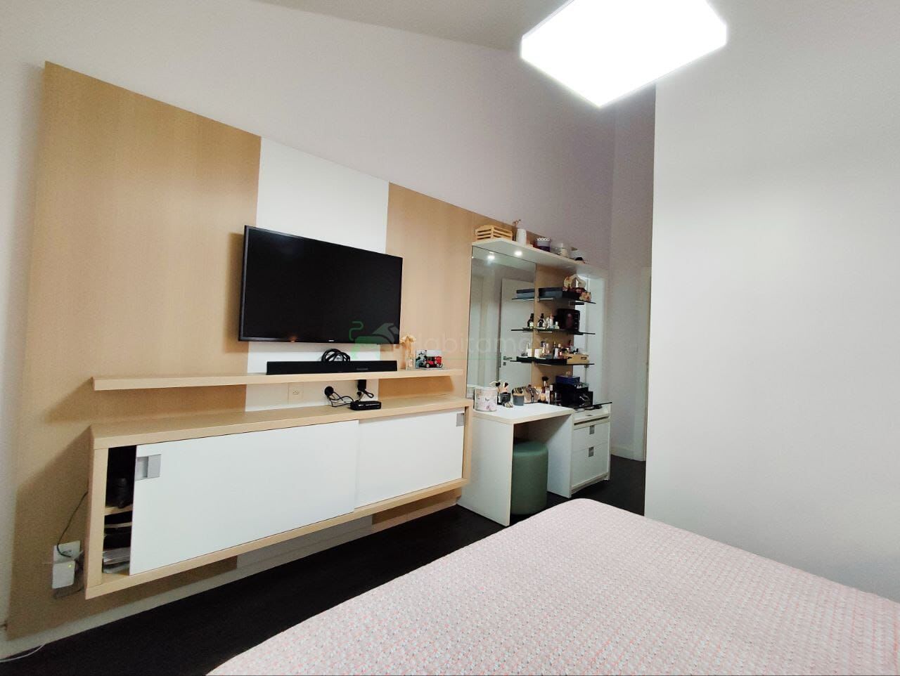 Casa à venda com 3 quartos, 220m² - Foto 12