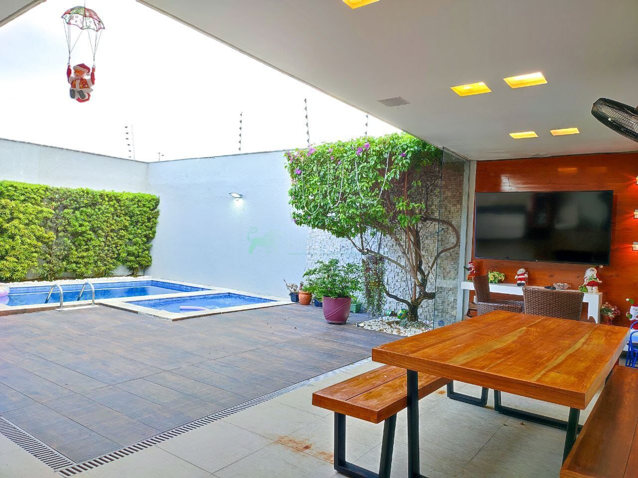 Casa à venda com 3 quartos, 220m² - Foto 24